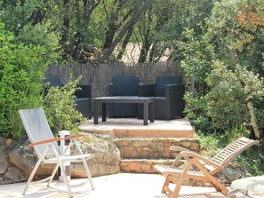 Unclassified image, 2 of 26, button - Cozy Holiday Home in La Capelle-et-masmolène With Terrace (La Capelle-et-Masmolene)