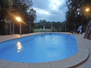 Outdoor pool - Cozy Holiday Home in La Capelle-et-masmolène With Terrace (La Capelle-et-Masmolene)