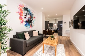 Apartment, 1 Double Bed with Sofa bed | Living area | 50-inch Smart TV with digital channels, TV, Netflix - SGT Pepper’s Apartments (Liverpool)