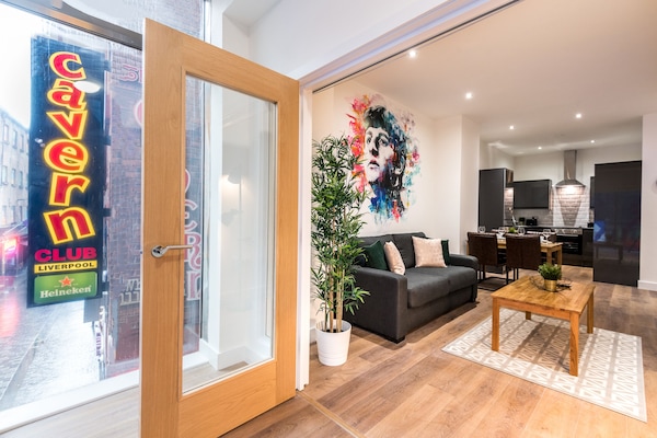 Apartment, 1 Doppelbett und Schlafsofa | Wohnbereich | 50-Zoll-Smart-TV mit Digitalempfang, Fernseher, Netflix