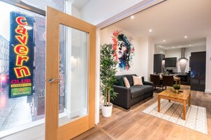 Apartment, 1 Double Bed with Sofa bed | Living area | 50-inch Smart TV with digital channels, TV, Netflix