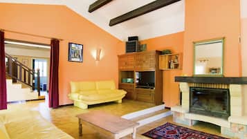 Villa | Living room