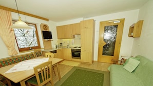 Dining - Fabulous Apartment in Strass im Zillertal With Mountain View (Strass im Zillertal)
