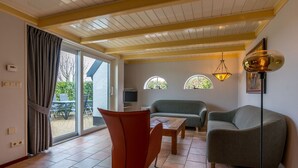 Unclassified image, 3 of 8, button - Lovely Holiday Home in Texel near Sea (Oosterend)