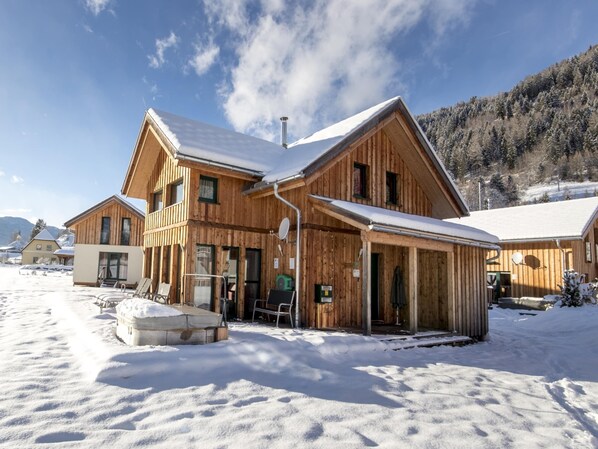 Chalet | Exterior