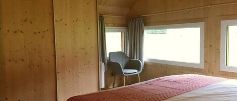 Chalet | 4 bedrooms, individually furnished