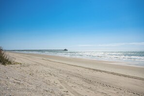 Beach nearby, sun loungers
