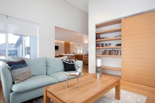 The Golden Circle Lodge - Luxurious villa with  Sauna