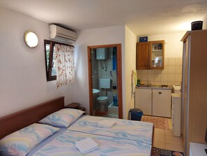 1 Schlafzimmer, Bügeleisen/Bügelbrett, Reisekinderbett, kostenloses WLAN