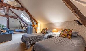 3 bedrooms, free WiFi, bed sheets