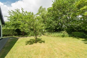 Garden - Peaceful Dune Retreat With Garden (Schoorl)