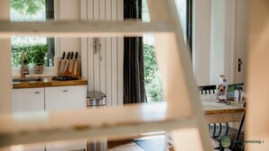 独立别墅 | 私人厨房 | 烤箱、炉灶、高脚椅