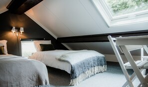 Maison | 2 chambres, ameublement unique, fer et planche à repasser