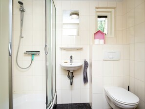 House | Bathroom