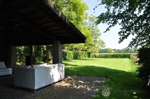Garden - Spacious Farmhouse near Forest in Heeze-Leende (Leende)
