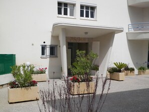 Reception - Modernized Apartment in Antibes With Terrace (Antibes)