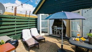 Garden - Apartments in a Residence, Nearby the Lake Garda (t Zand)