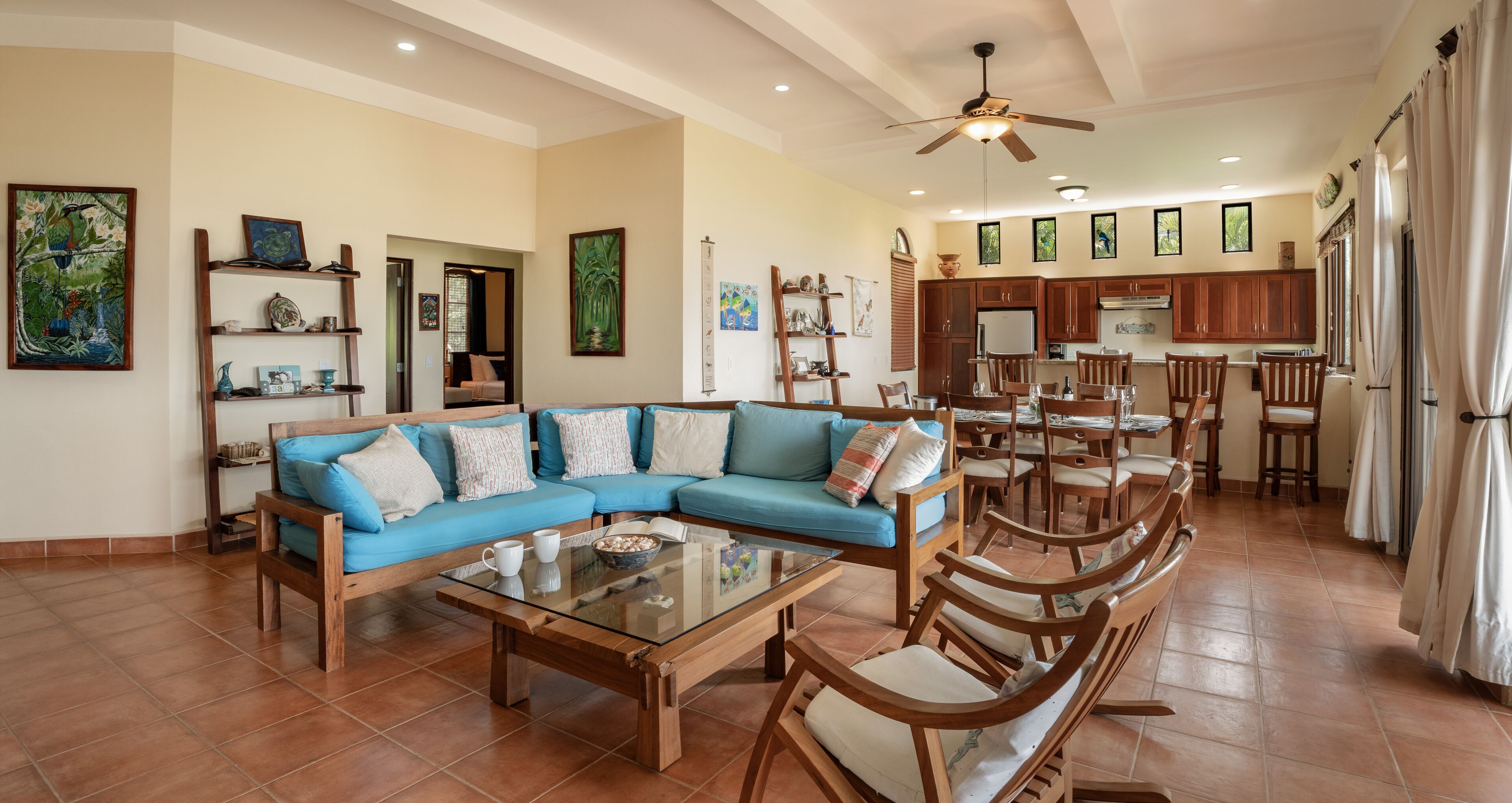 Pacific Condo 3A | Oleskelualue