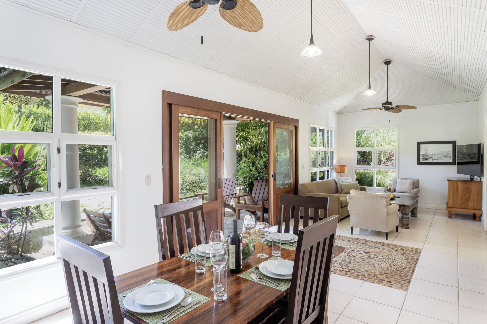 Garden View Casita V4 | Área de sala de estar