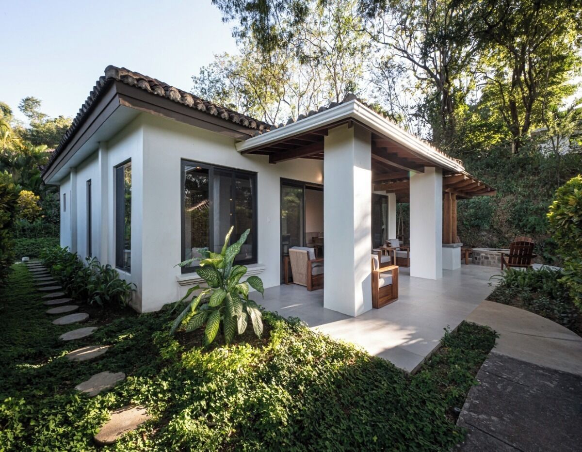 Garden View Casita V10 | Italialaiset Frette-lakanat, ylelliset vuodevaatteet