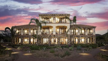 Boendets fasad - kväll/natt