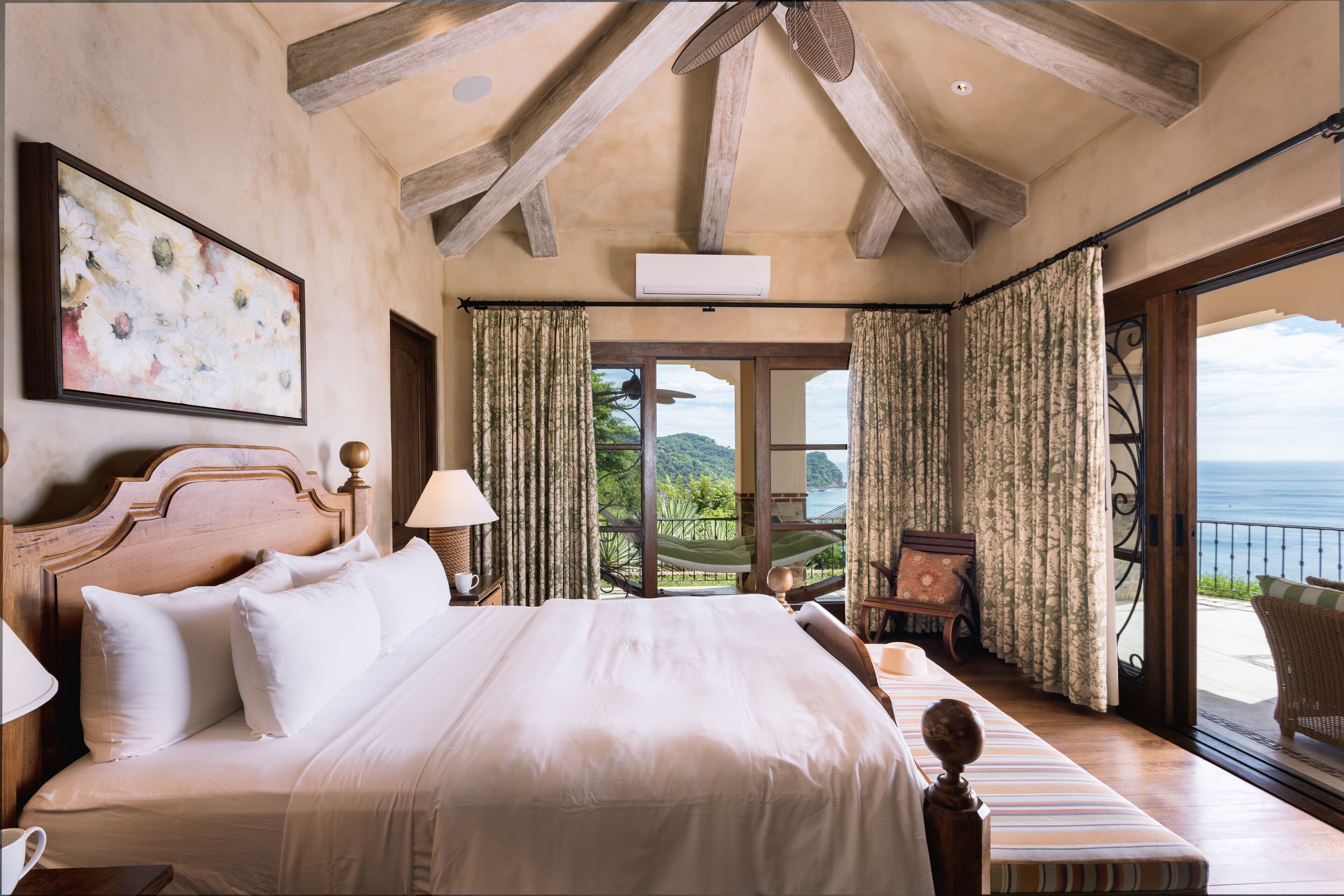 Villa Escondida- Luxury | Sábanas italianas Frette y ropa de cama de alta calidad 