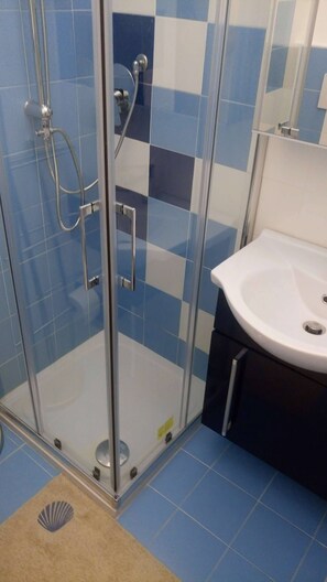 Apartment, 1 Schlafzimmer | Badezimmer | Dusche, Regendusche, Haartrockner, Bidet