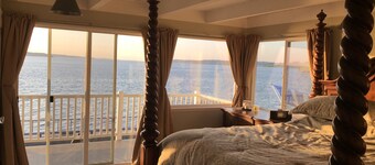Redondo Waterfront Beach House
