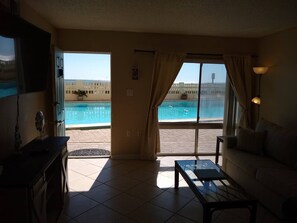 Interior - Poolside pet-friendly, just feet from the beach. (Fort Walton Beach)
