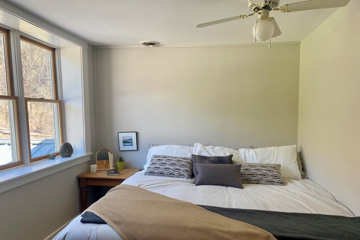 Zimmer (Lichen) | 2 Schlafzimmer, hochwertige Bettwaren, individuell dekoriert