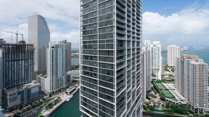 Exterior - ICON Brickell Residences by SV Rentals (Miami)