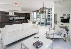 Living room - ICON Brickell Residences by SV Rentals (Miami)