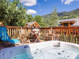 Chalet | Property amenity