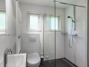 Ferienhaus | Badezimmer | Dusche