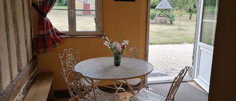 House | Reception