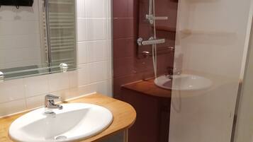 House | Bathroom | Shower, hair dryer