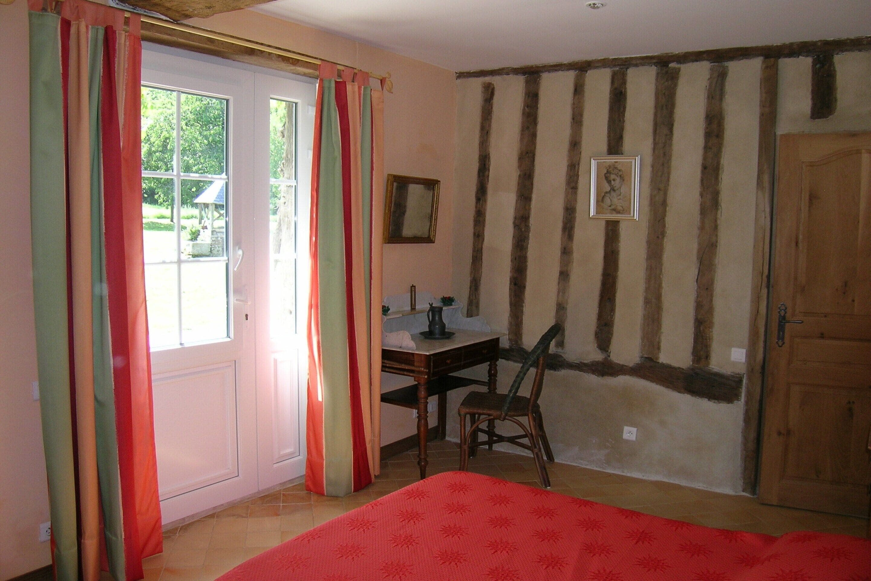 4 bedrooms, individually furnished, iron/ironing board, bed sheets