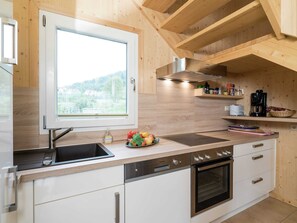 Stuga | Eget kök | Barnstol