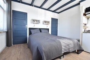 Living room - Cozy Apartment in Bergen aan Zee near Beach (Bergen aan Zee)