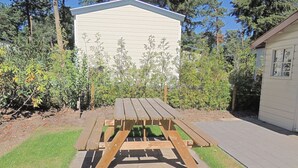 Unclassified image, 2 of 29, button - Carefully Furnished Chalet With a Nice Garden, in Nature (Hoenderloo)