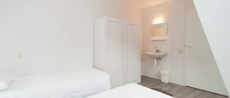 3 bedrooms, individually furnished, bed sheets