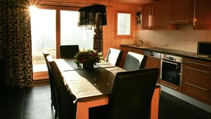 Dining - The Luxurious La Gentiane Chalet and Four Minutes From the Village of Saint Jean Daulps (Saint-Jean-d'Aulps)