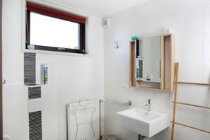 House | Bathroom - Farmhouse Appartment in Eede (Eede)