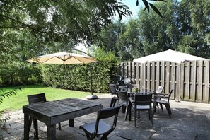 House | Balcony - Farmhouse Appartment in Eede (Eede)