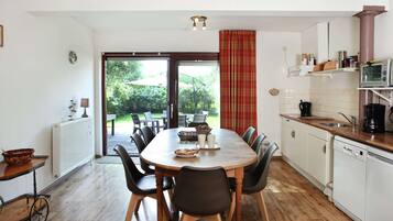 House | Dining