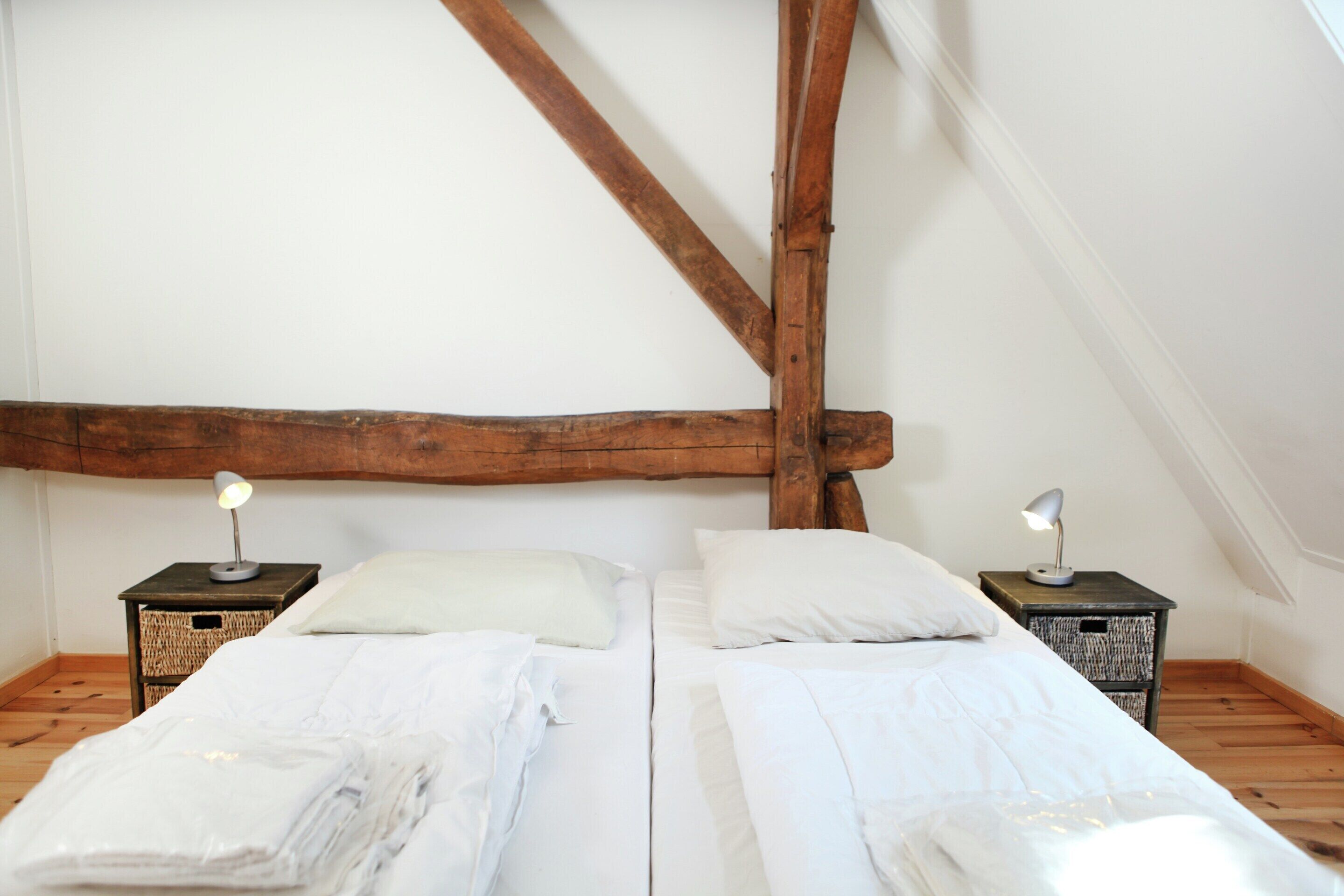 House | 3 bedrooms, individually furnished