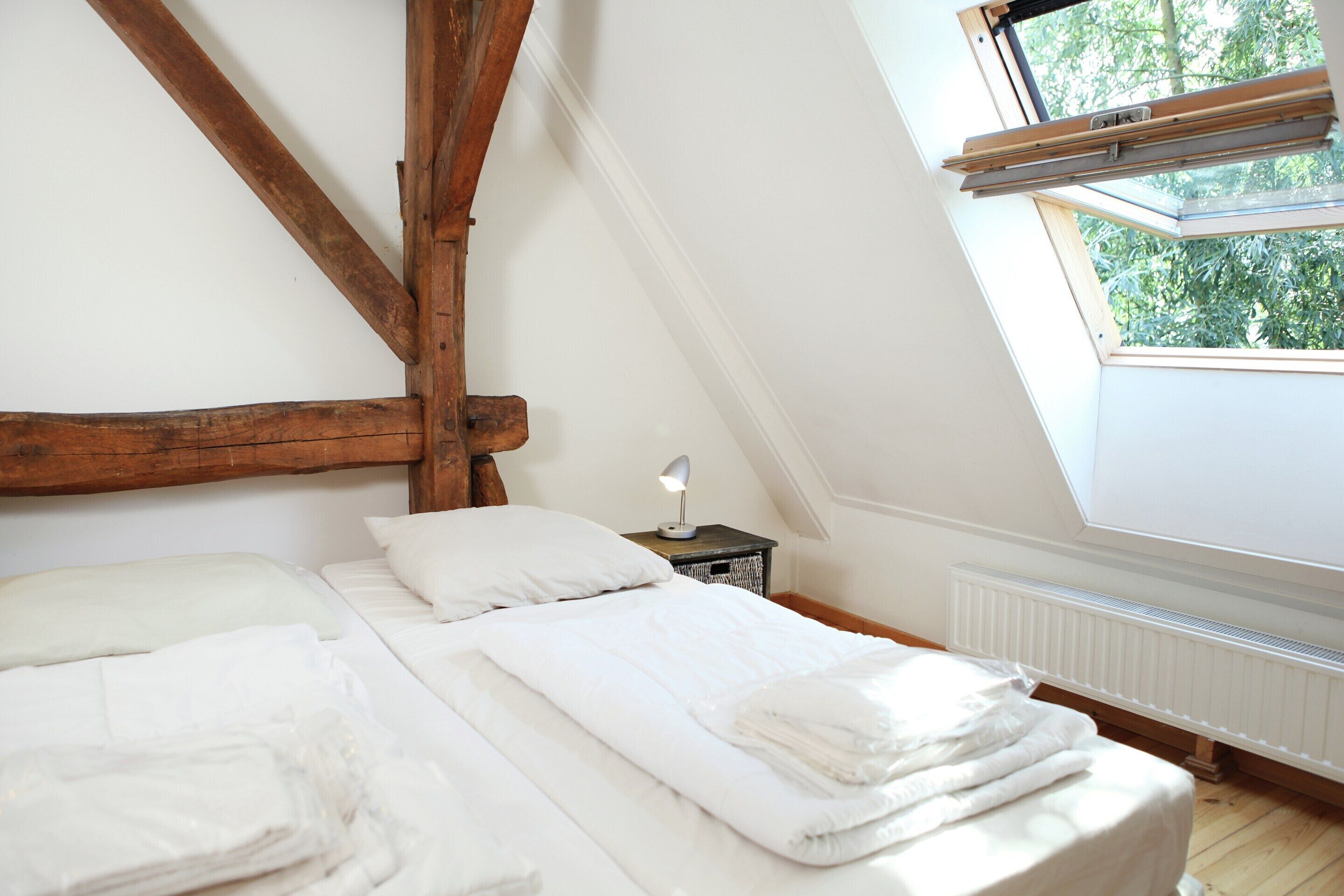 House | 3 bedrooms, individually furnished