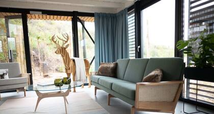 Modern, Trendy Nature Theme Lodge, Near the Sea