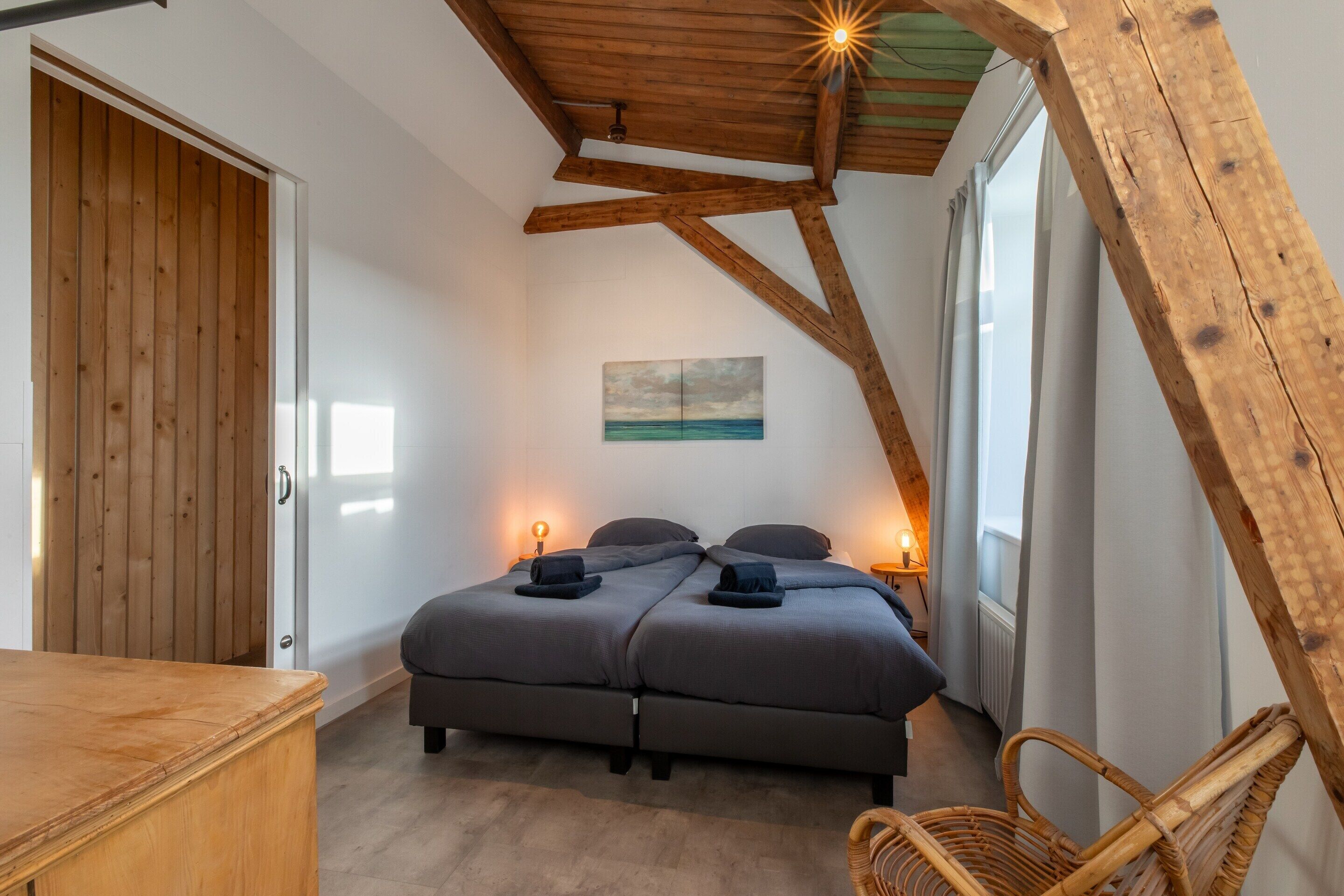 Apartment | 1 bedroom, bed sheets