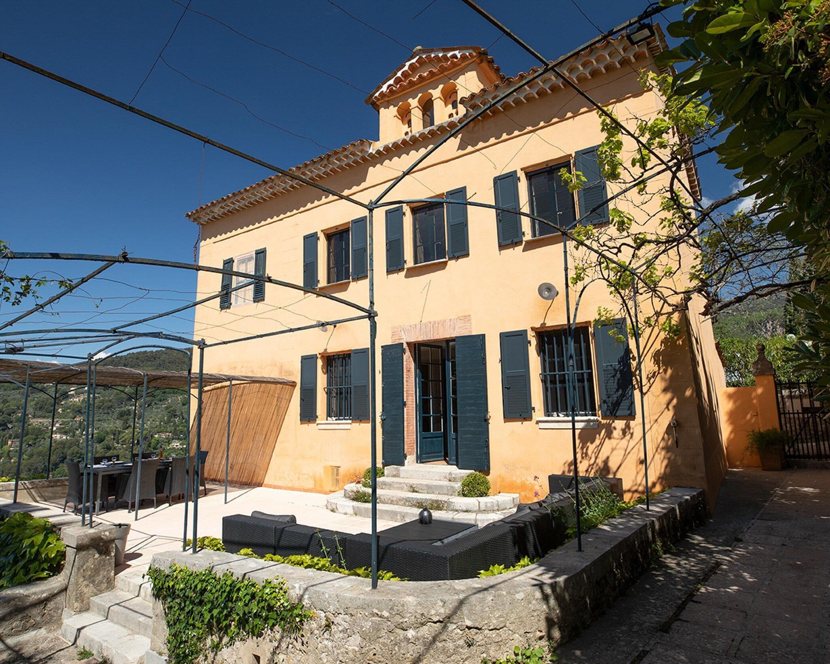 Villa | Exterior